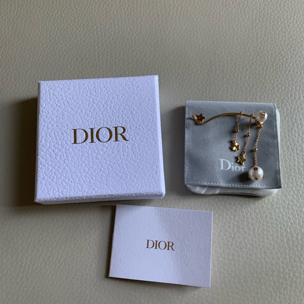 Dior Pearl Perles De Desir Ear Cuff